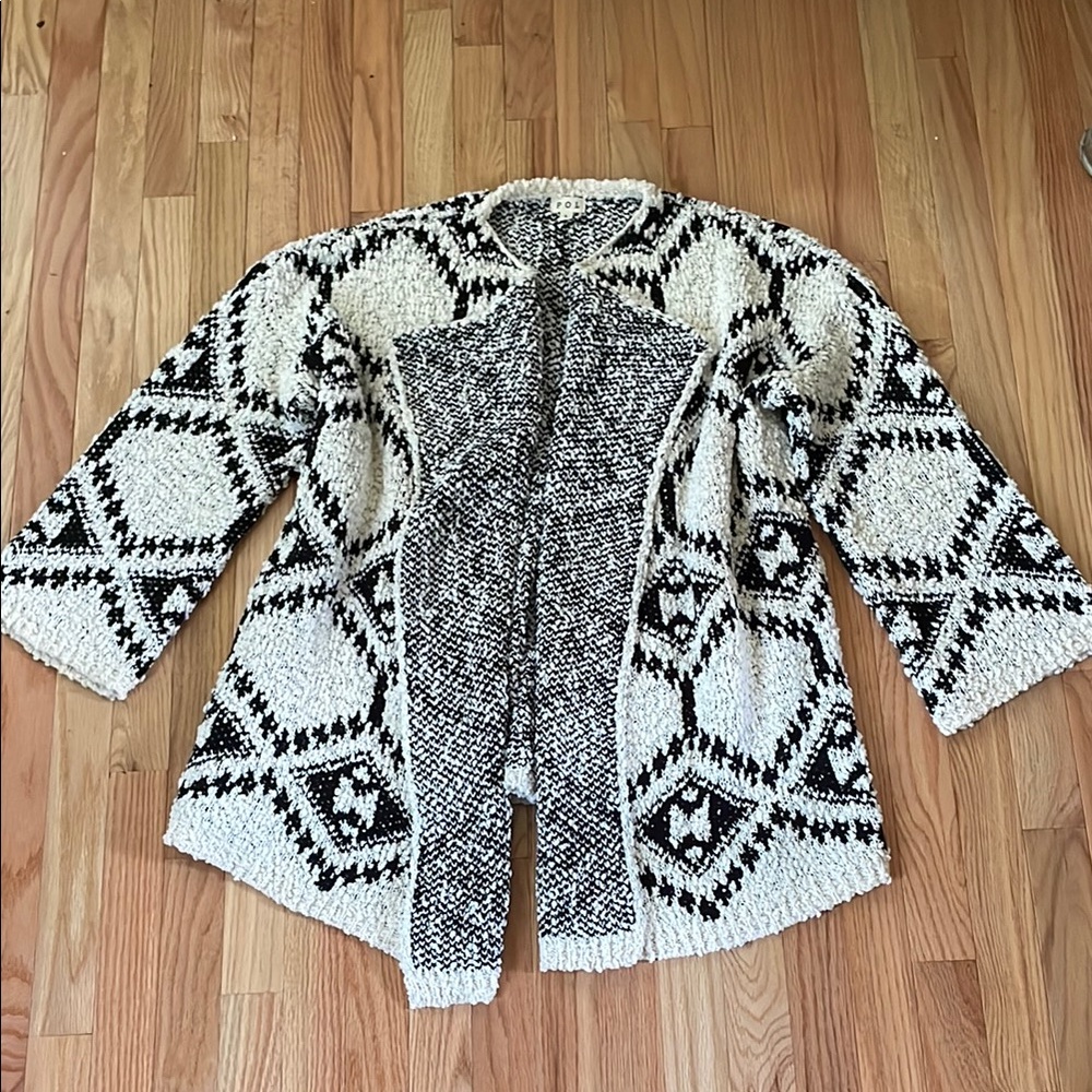 POL Cardigan Sweater Womens Large White Black Aztec Print Open Front Boho Rodeo